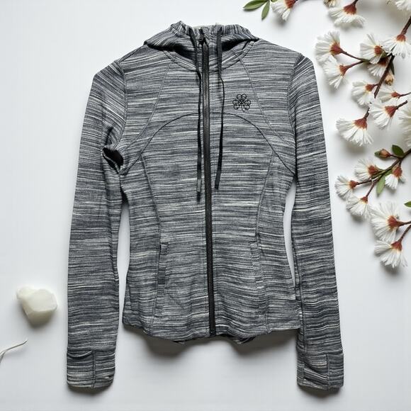 Lululemon Gray Zip Hoodie Women’s Size 4 Thumbholes Logo Excellent Condition - Picture 2 of 10